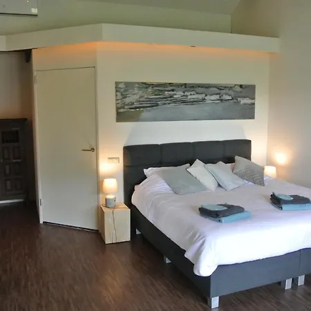 Hoeve Delshorst Bed & Breakfast Heibloem